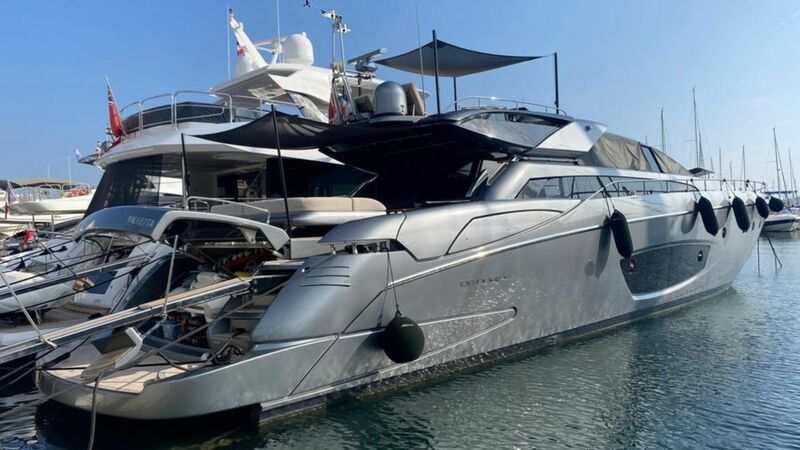 RIVA 86 DOMINO